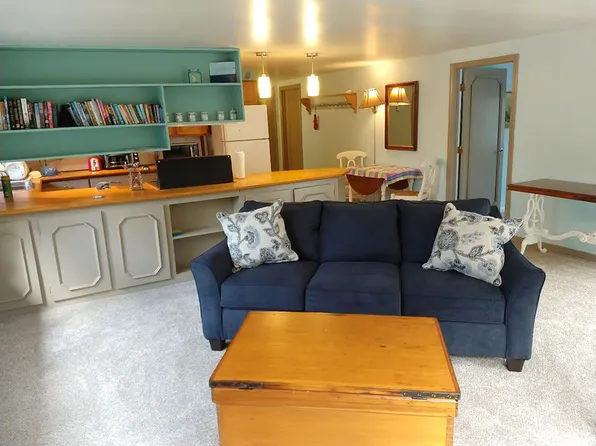 10 Loon Holw, Orrington, ME 04474