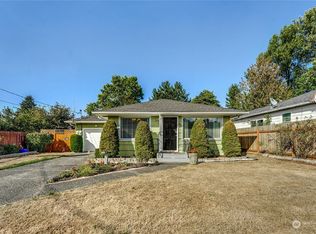 305 S 76th St, Tacoma, WA