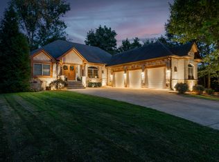 3297 Highpoint Ct, Greenwood, IN