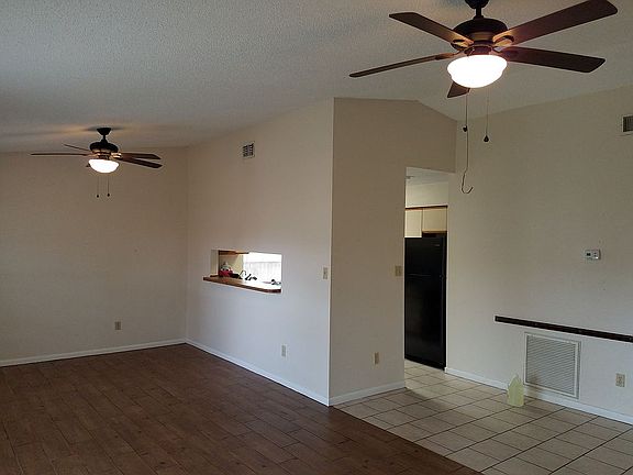 Living Rm to Kitchen/Dining
