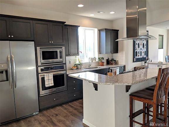 5th image of 2707 Saga Ct NE