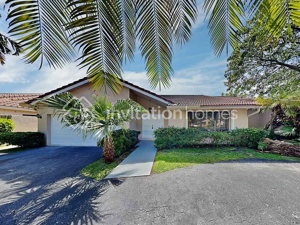 1st image of 10206 NW 6th St