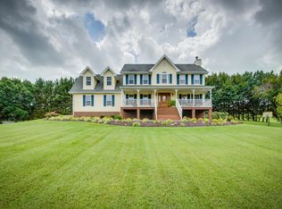 504 Painter Rd, Fall Branch, TN 37656