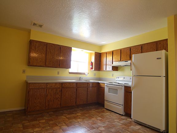 3rd image of 2141 Meppen Dr