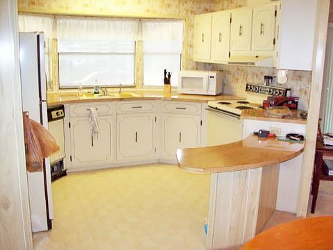2nd image of 3876 Sabal Dr