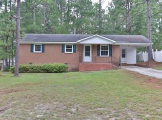 104 Mayfair Dr, Hamlet, NC 28345