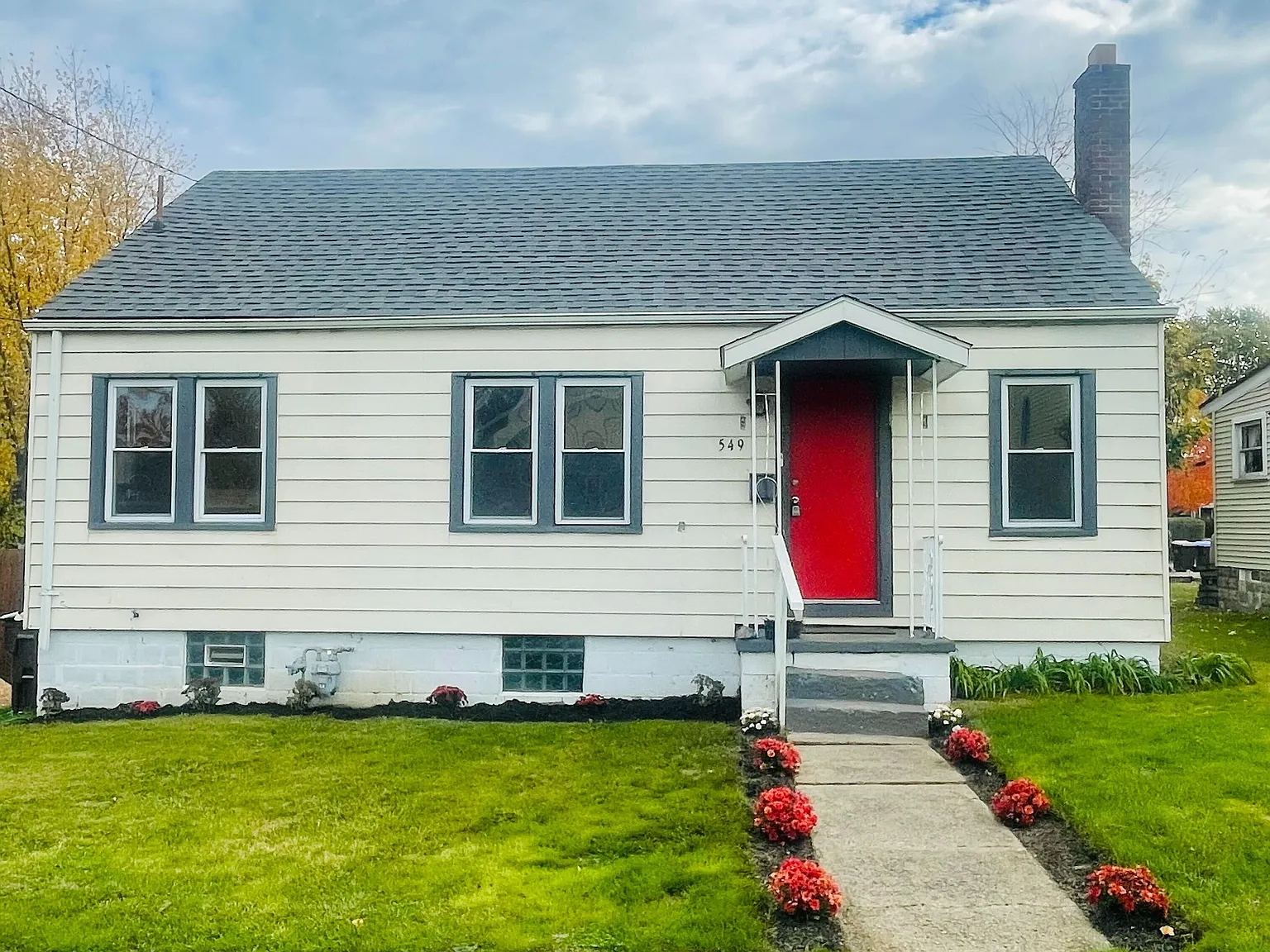 3 bed, $1,195 — Photo 2