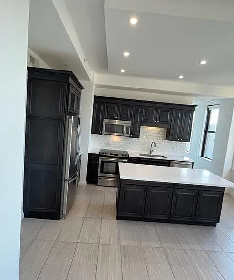 910 4th Ave #1201 — Photo 3