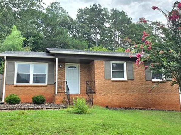 1316 6th Ave NW, Conover, NC 28613