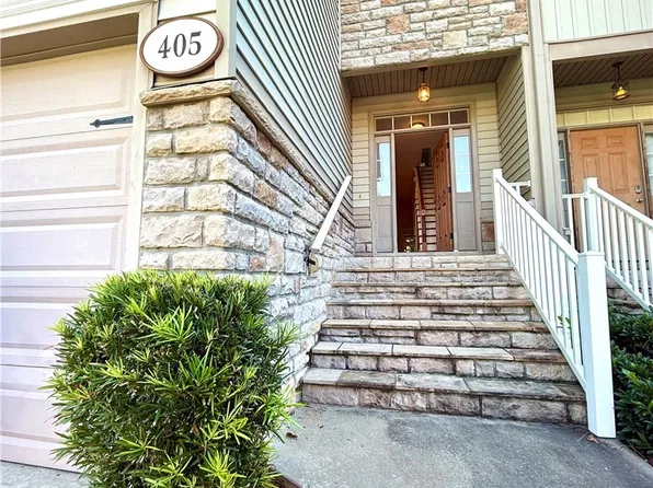 405 Ponton Dr, Fayetteville, NC 28314
