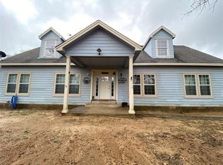 3549 Fruitland Rd, Sunset, TX 76270