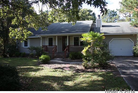 1st image of 811 Bluebird Dr