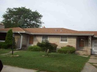 5582 Jackson St, Merrillville, IN 46410