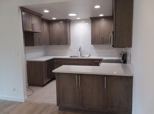 2860 W 235th St APT 9, Torrance, CA 90505