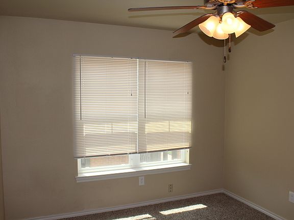 2nd image of 2218 16th St