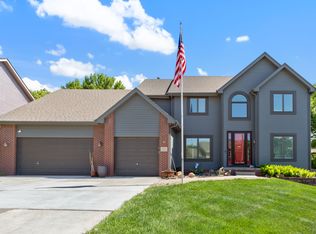 17617 Woolworth Ave, Omaha, NE 68130