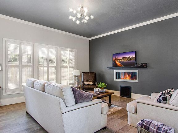4th image of 18 Oakleigh Blvd