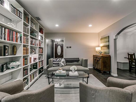 4th image of 9718 Queenswood Ln