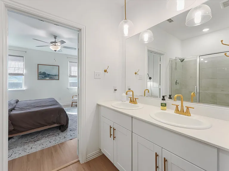 5028 Waterway Dr — Photo 29