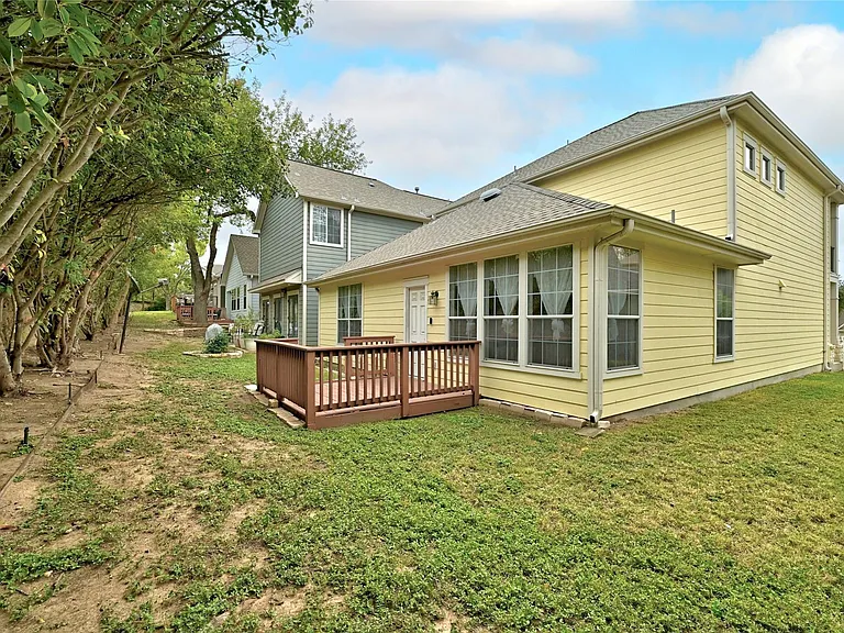 411 W Saint Elmo Rd #34 — Photo 33