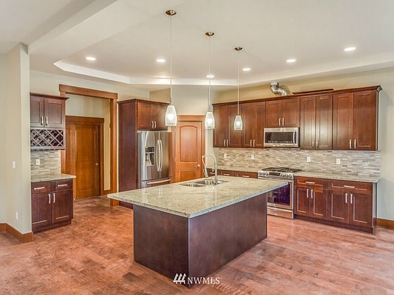 3rd image of 13816 lot 45 110th Street NE