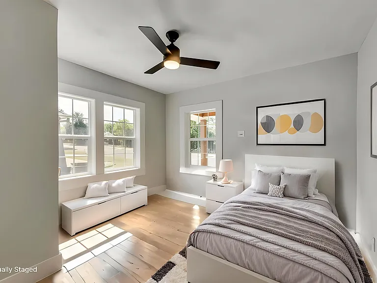922 S Waverly Dr — Photo 16