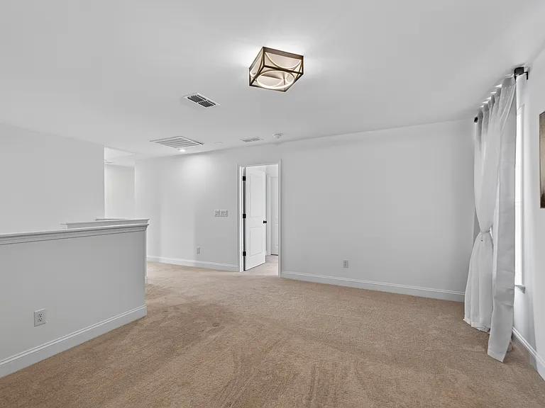12216 Hollinhope Dr — Photo 32