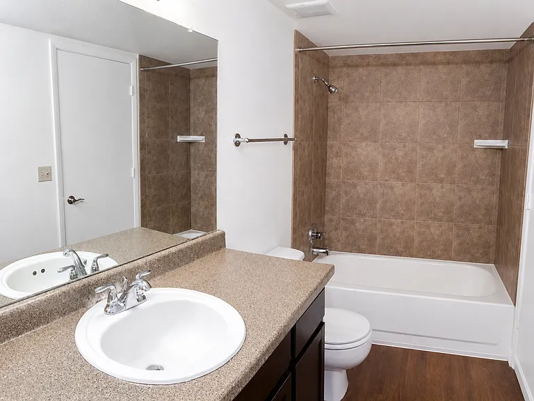 Rio Cancion Apartments — Photo 31