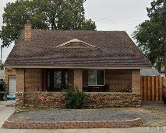 1st image of 1528 E 8th St