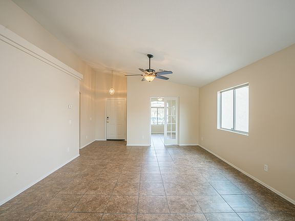 2nd image of 3421 W Wayland Dr