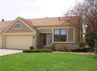 1211 Wolf Run Dr, Lansing, MI 48917