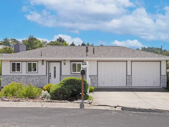 3513 Hillcrest Dr, Belmont, CA 94002