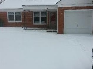 5909 E Rockwood Rd, Wichita, KS 67208