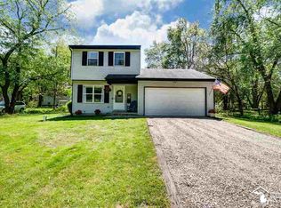 4095 Shelton Dr, Lambertville, MI 48144