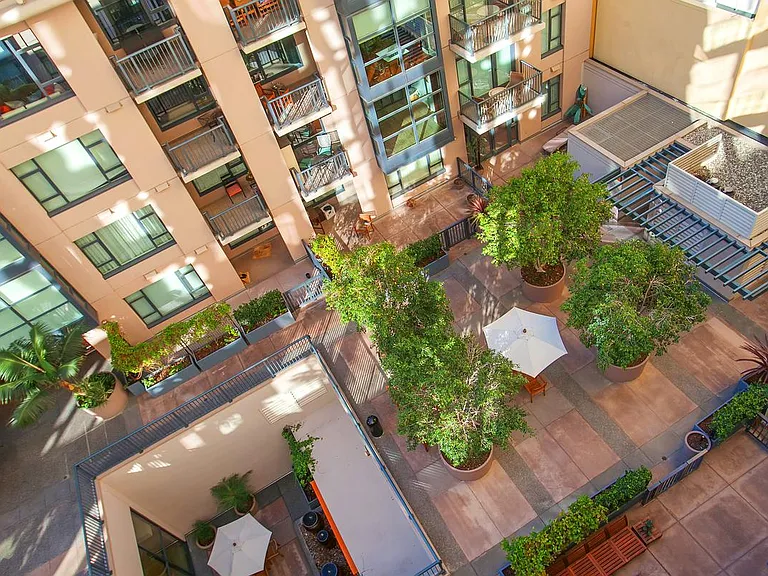 530 K St #814 — Photo 28