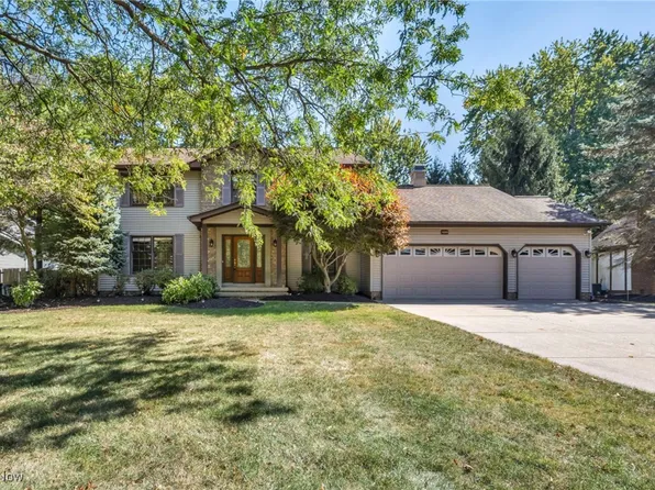 9220 Terrace Park Dr, Mentor, OH 44060