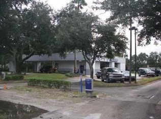 8055 20th St, Vero Beach, FL 32966