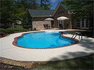 2nd image of 1038 Paige Dr