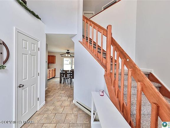 3rd image of 2260 Reo Dr