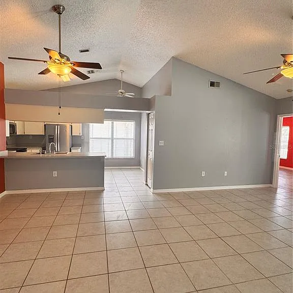 2070 Sarah Louise Dr — Photo 12