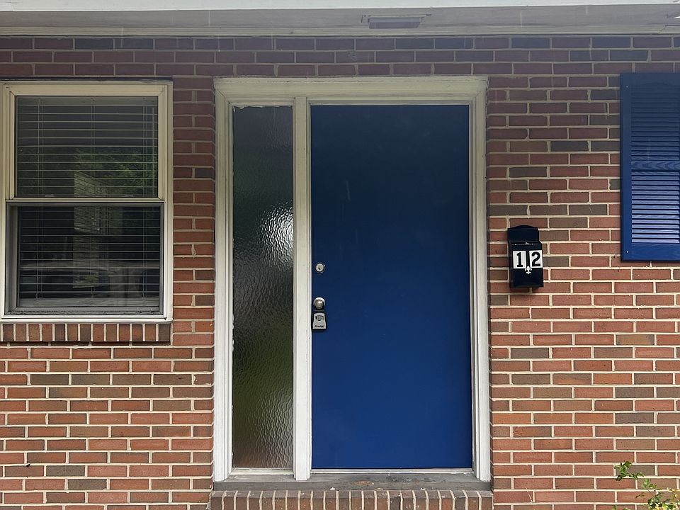 1st image of 210 N May St #11395351