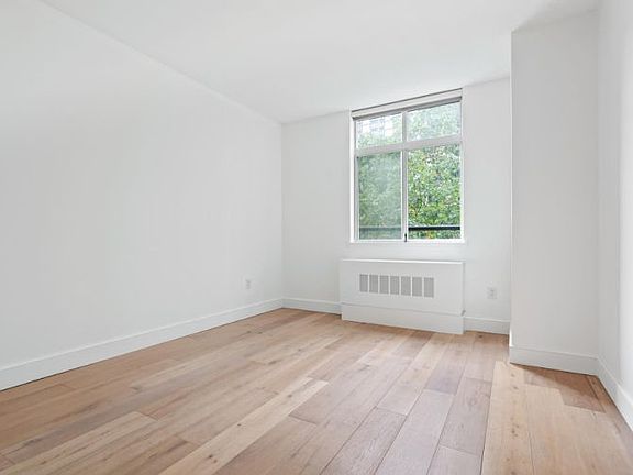 5th image of 350 Albany St APT 3I
