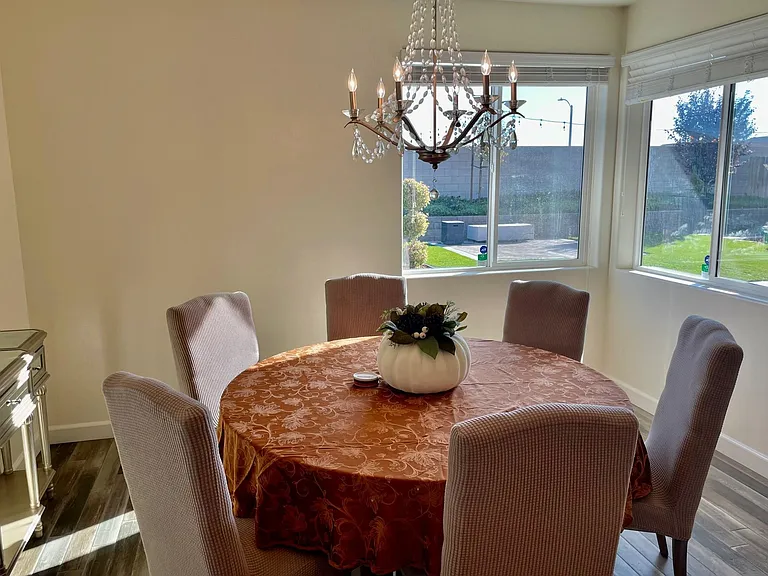 1357 Wren Dr — Photo 6