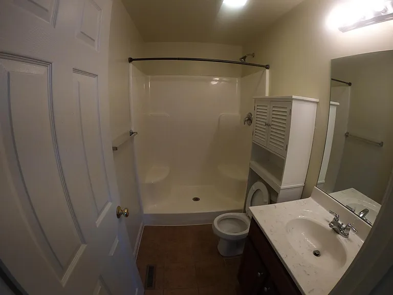 2101 Quail Hollow Dr — Photo 35