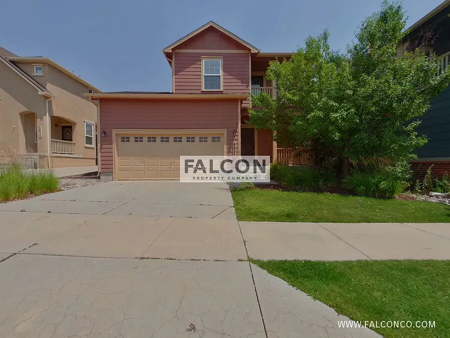 6627 Silverwind Cir