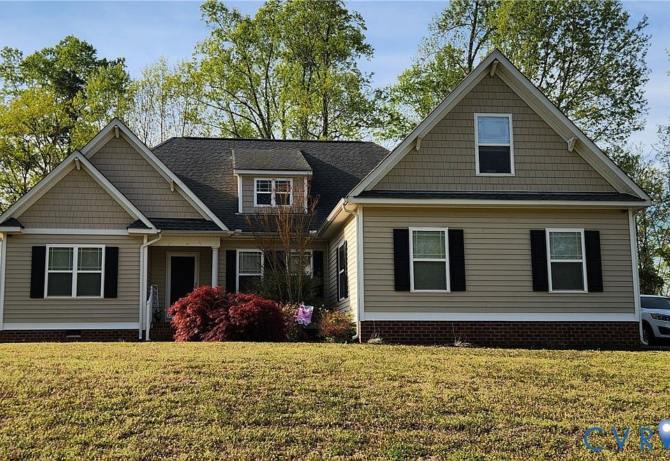 1st image of 2205 Sara Ann Ct
