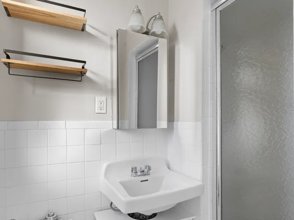 3512 Oxford Avenue image 11 of 11