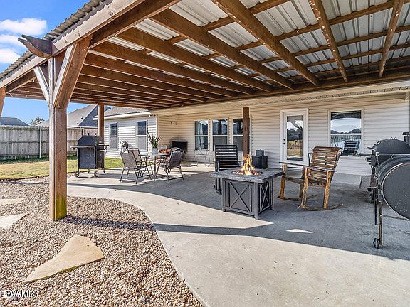 5th image of 133 Teal Hollow Dr
