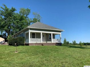 420 E 1300th St, Payson, IL 62360