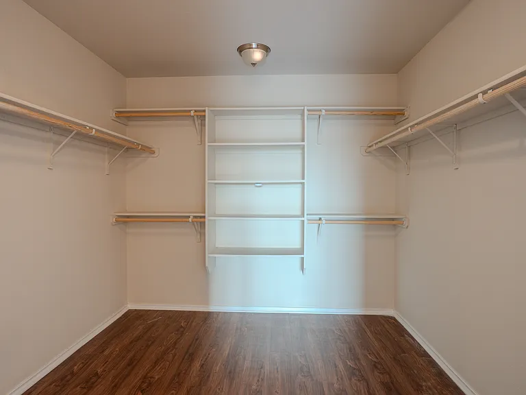 6217 Dorothy Muree Dr — Photo 15
